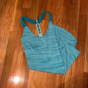 NIKE WORKOUT TOP